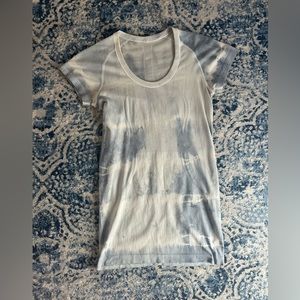 Lululemon Swiftly tech short sleeve